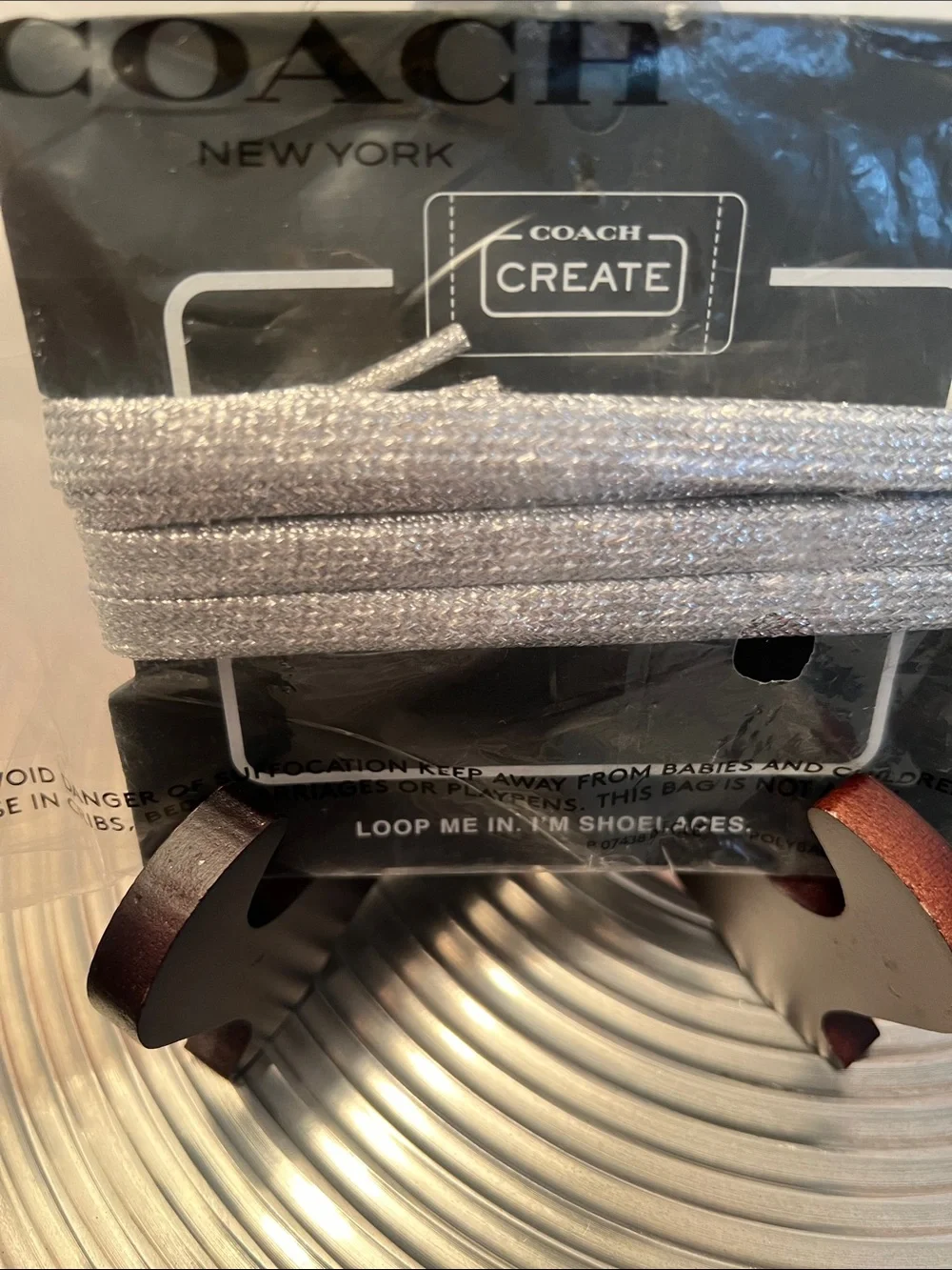 COACH  NIP SILVER METALLIC 55” SHOELACES